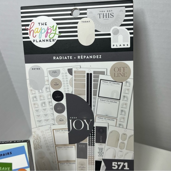 THE HAPPY PLANNER GIFT SET #18 - Picture 6 of 9